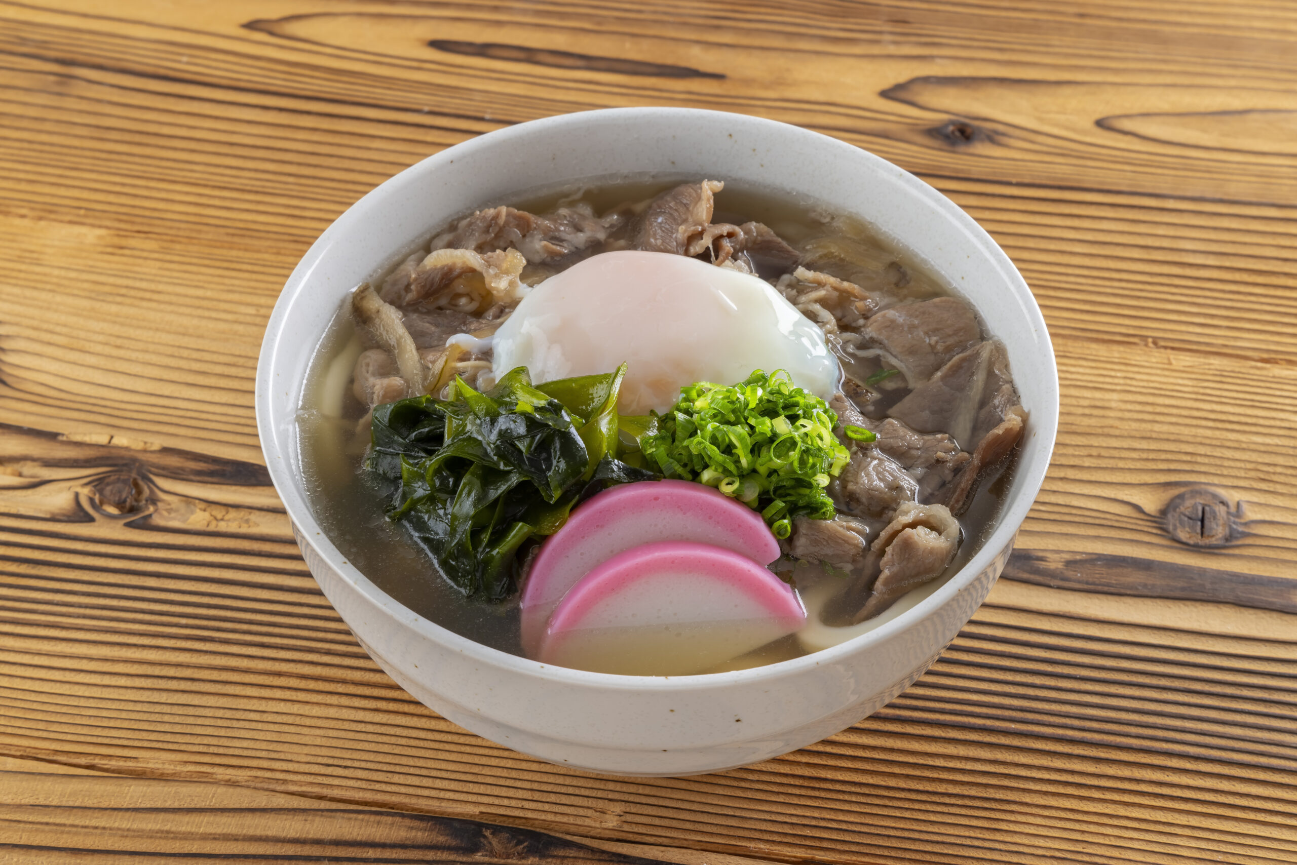 うましのの食事メニュー「肉玉うどん」の画像