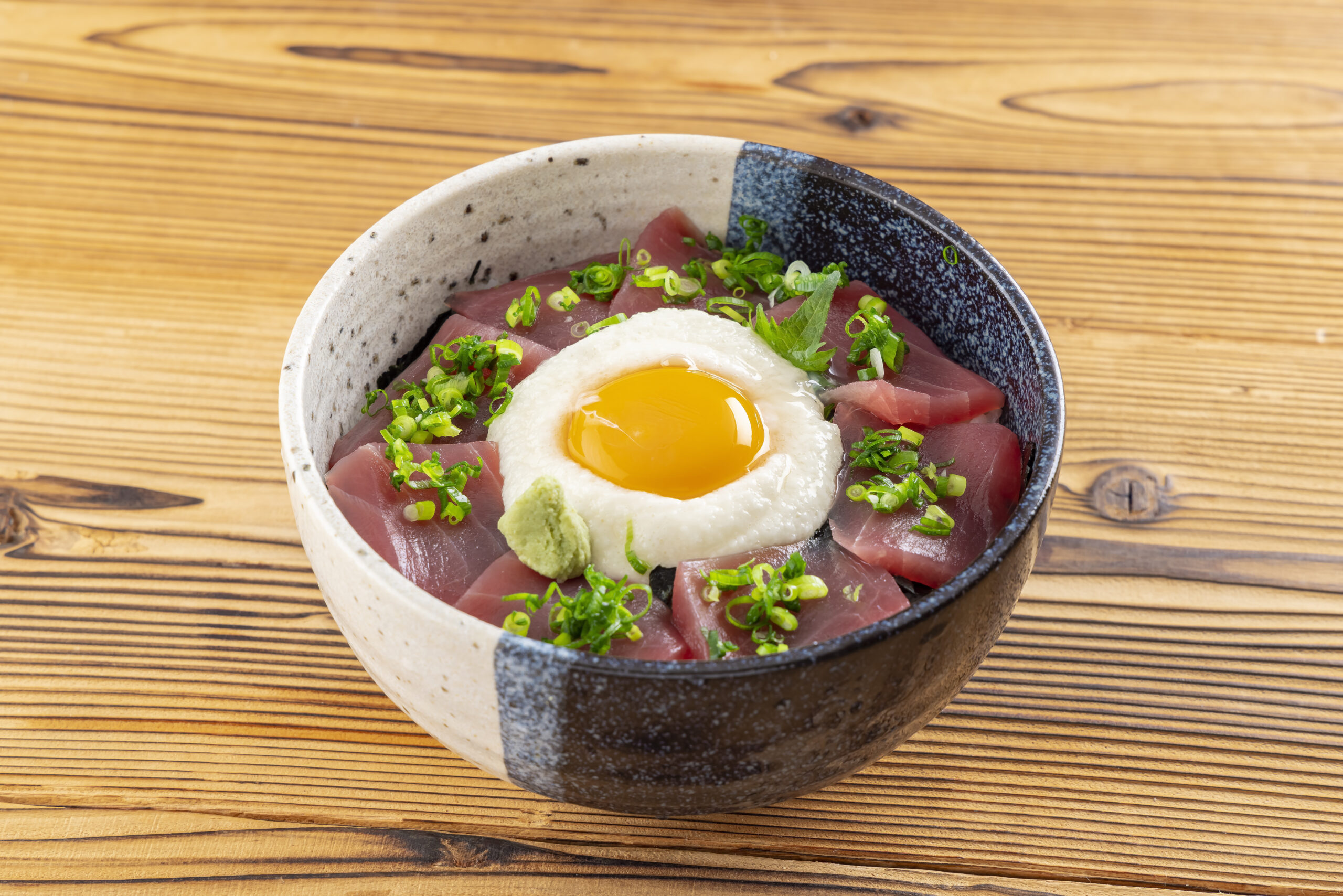 うましのの食事メニュー「鉄火丼」の画像