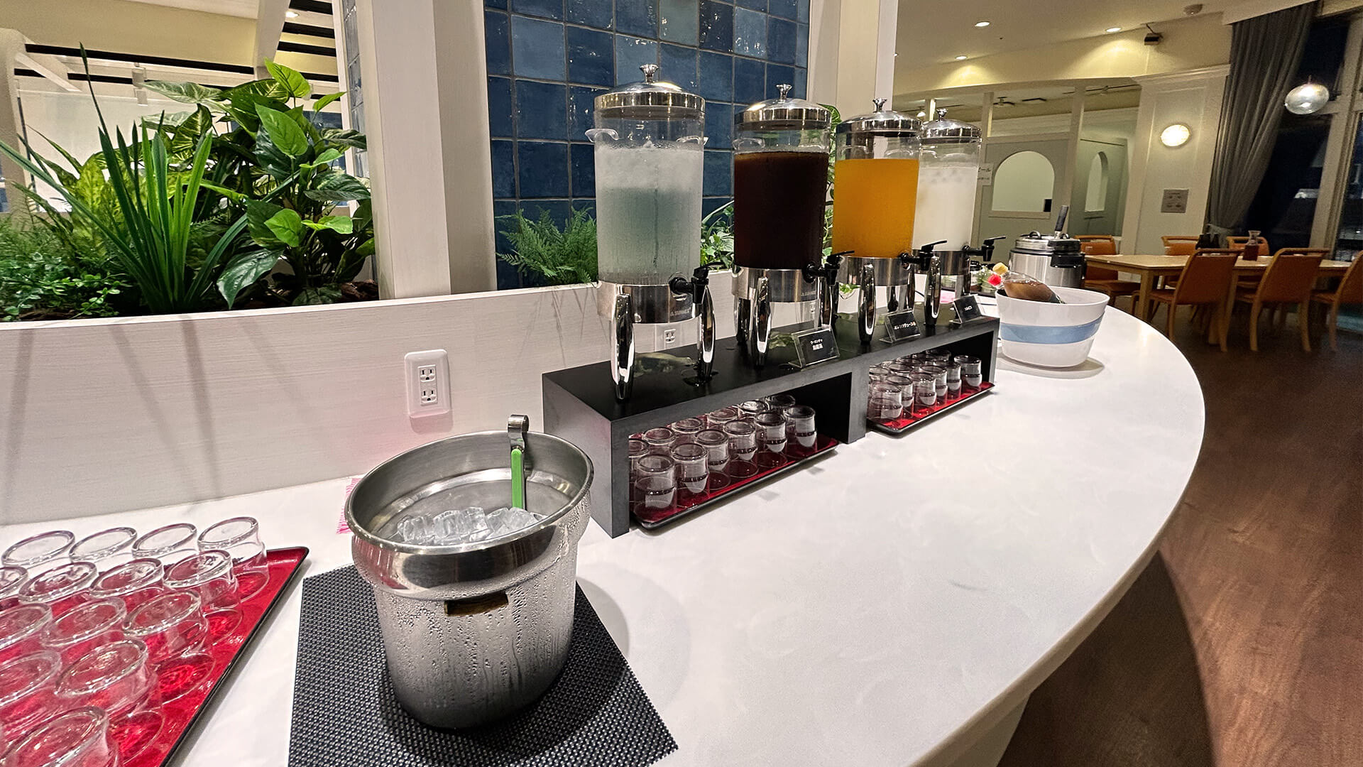 レストランケープ バイキング料理の画像